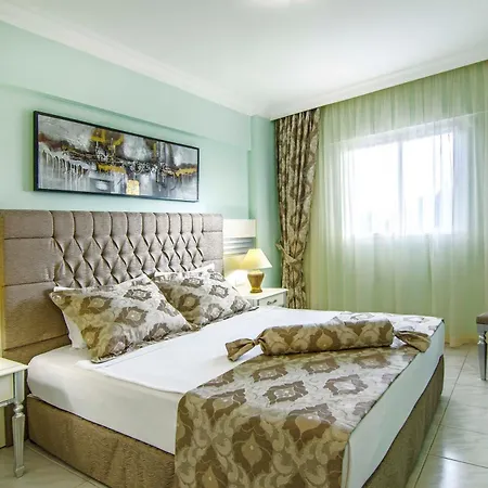 Pine Club Apart Gasthof